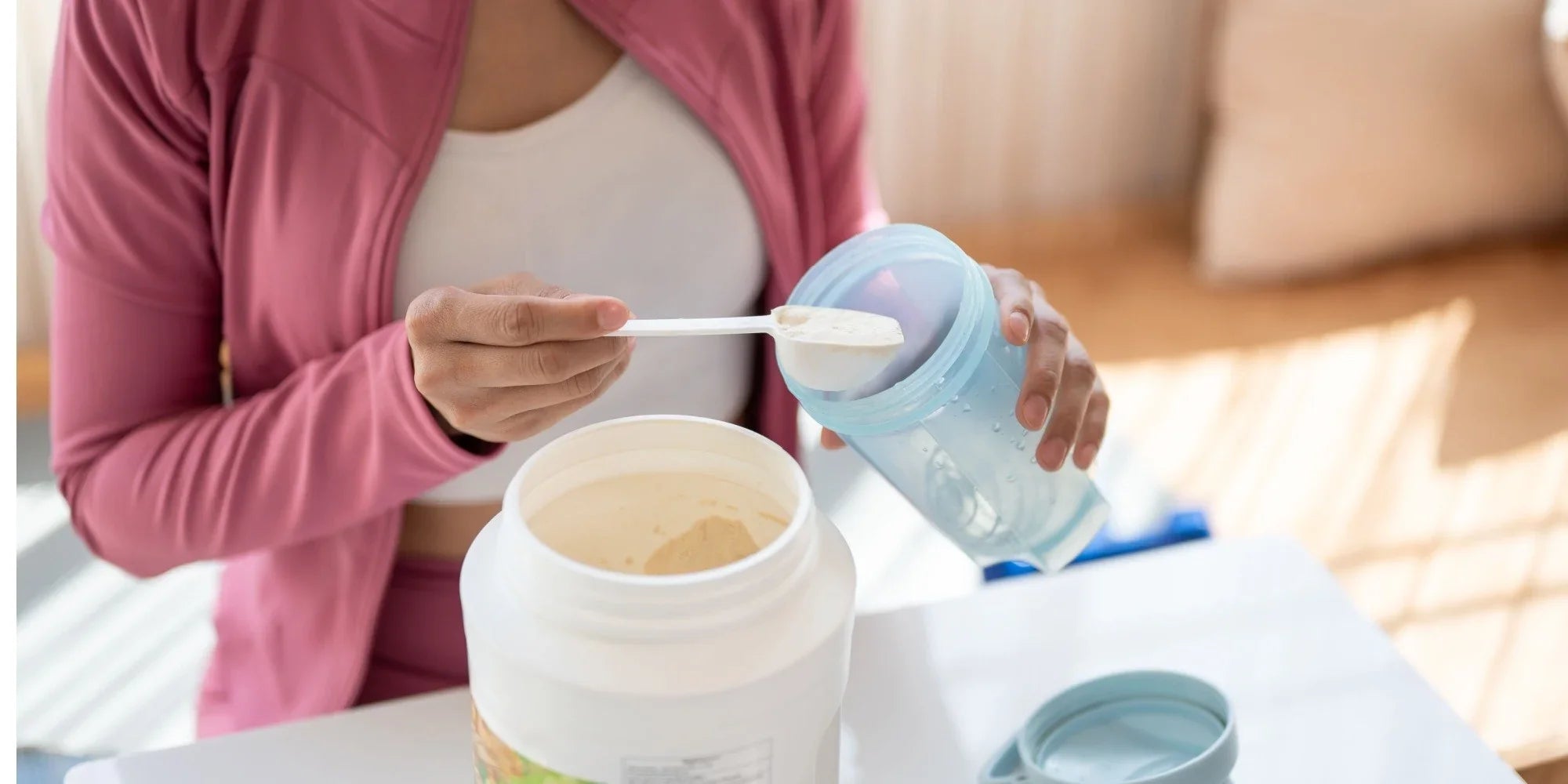 What Does Creatine Do For Women? Benefits, Side Effects, And How To Us 