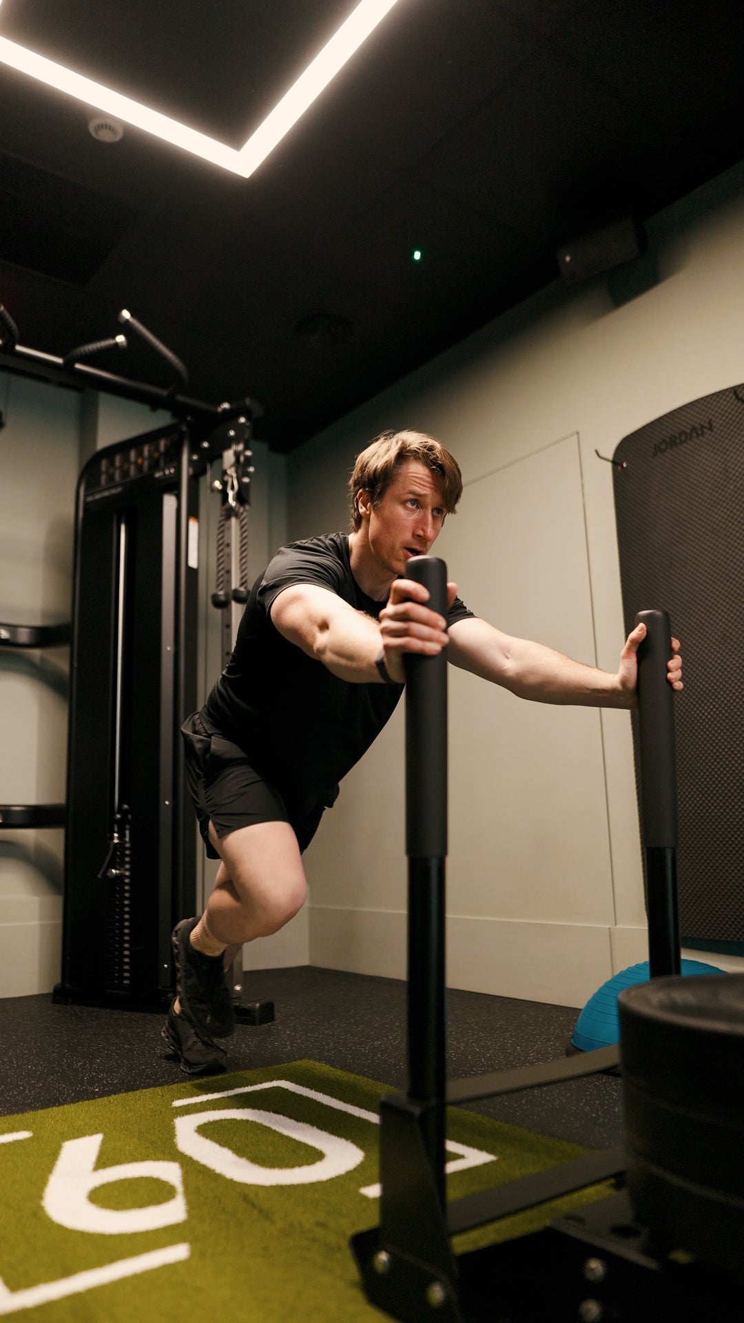 Top London Celebrity Trainer & Pilates Instructor with UHNW Client 