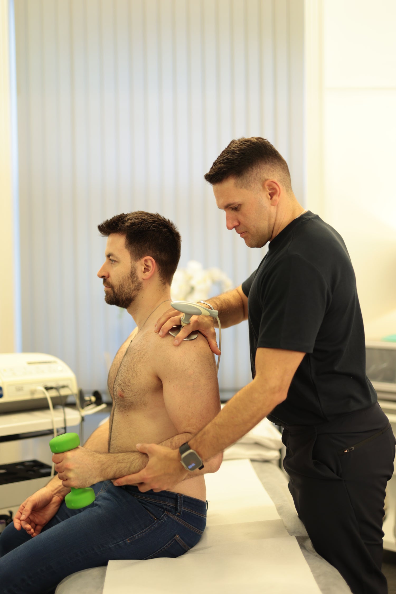 1-2-1 private physiotherapy treatments  from Top London Celebrity Trainer and her team to help your through every step of wellness journey - from rehabilitation and injury through to day-to-day management. Our selected physios are amongst the top in the industry and will help you reach your desired goals 